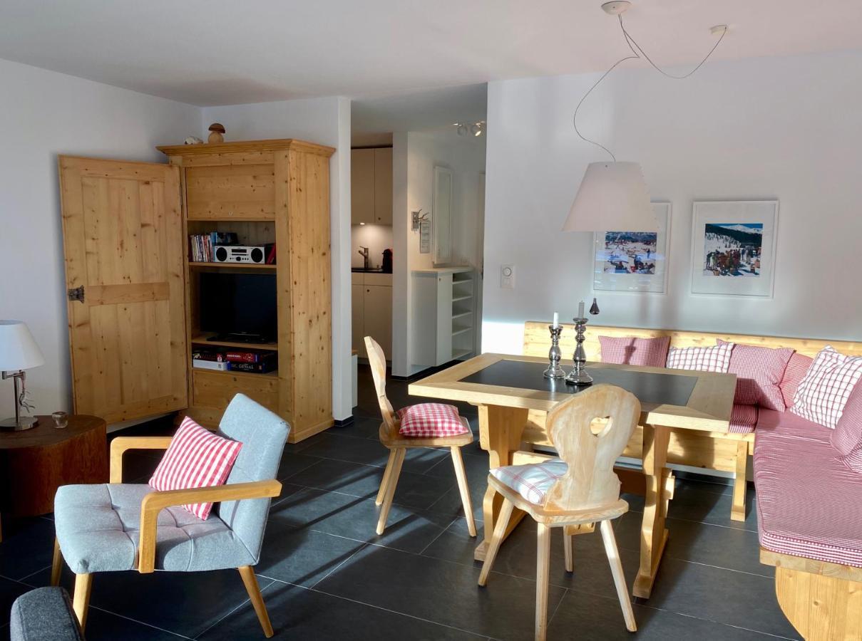 Zuhause In Den Alpen Ihre Ferienwohnung Mit Hallenbad Und Sauna Lenzerheide Eksteriør billede