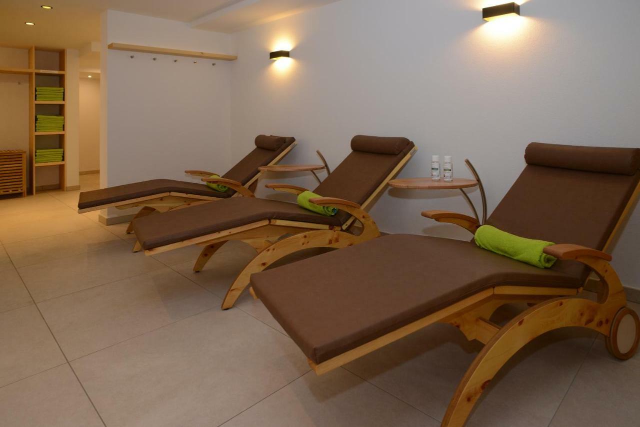 Zuhause In Den Alpen Ihre Ferienwohnung Mit Hallenbad Und Sauna Lenzerheide Eksteriør billede