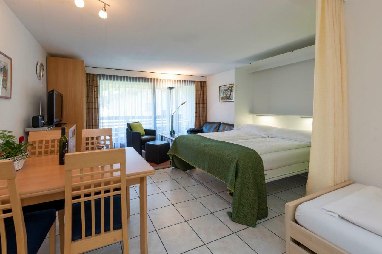 Zuhause In Den Alpen Ihre Ferienwohnung Mit Hallenbad Und Sauna Lenzerheide Eksteriør billede