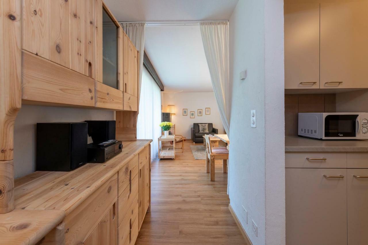 Zuhause In Den Alpen Ihre Ferienwohnung Mit Hallenbad Und Sauna Lenzerheide Eksteriør billede