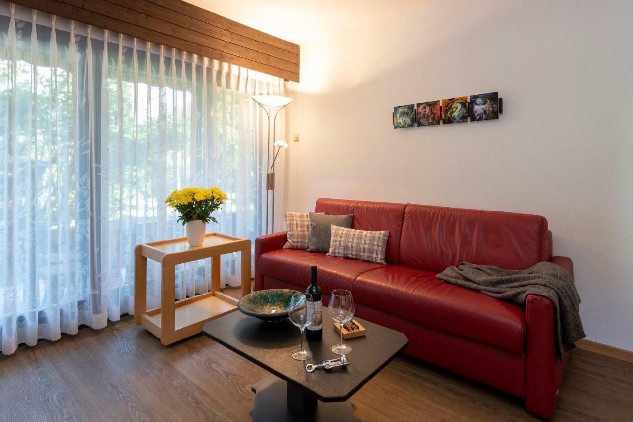 Zuhause In Den Alpen Ihre Ferienwohnung Mit Hallenbad Und Sauna Lenzerheide Eksteriør billede