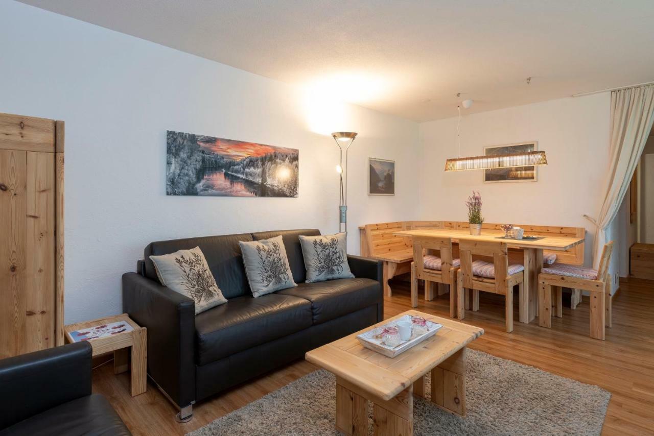 Zuhause In Den Alpen Ihre Ferienwohnung Mit Hallenbad Und Sauna Lenzerheide Eksteriør billede