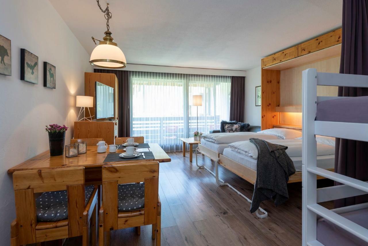 Zuhause In Den Alpen Ihre Ferienwohnung Mit Hallenbad Und Sauna Lenzerheide Eksteriør billede